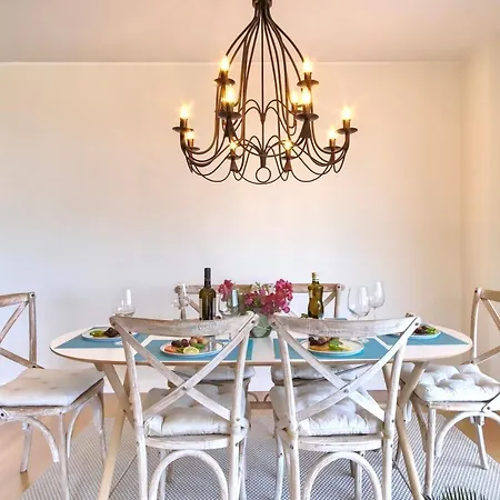 Algarve W Pool, Close To Beach And City W Seaview Appartement