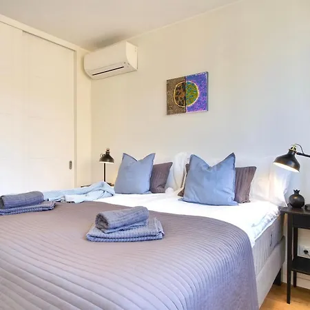 Algarve W Pool, Close To Beach And City W Seaview
