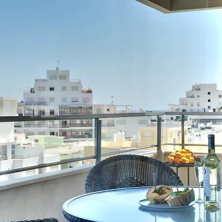 Algarve W Pool, Close To Beach And City W Seaview Apartment *